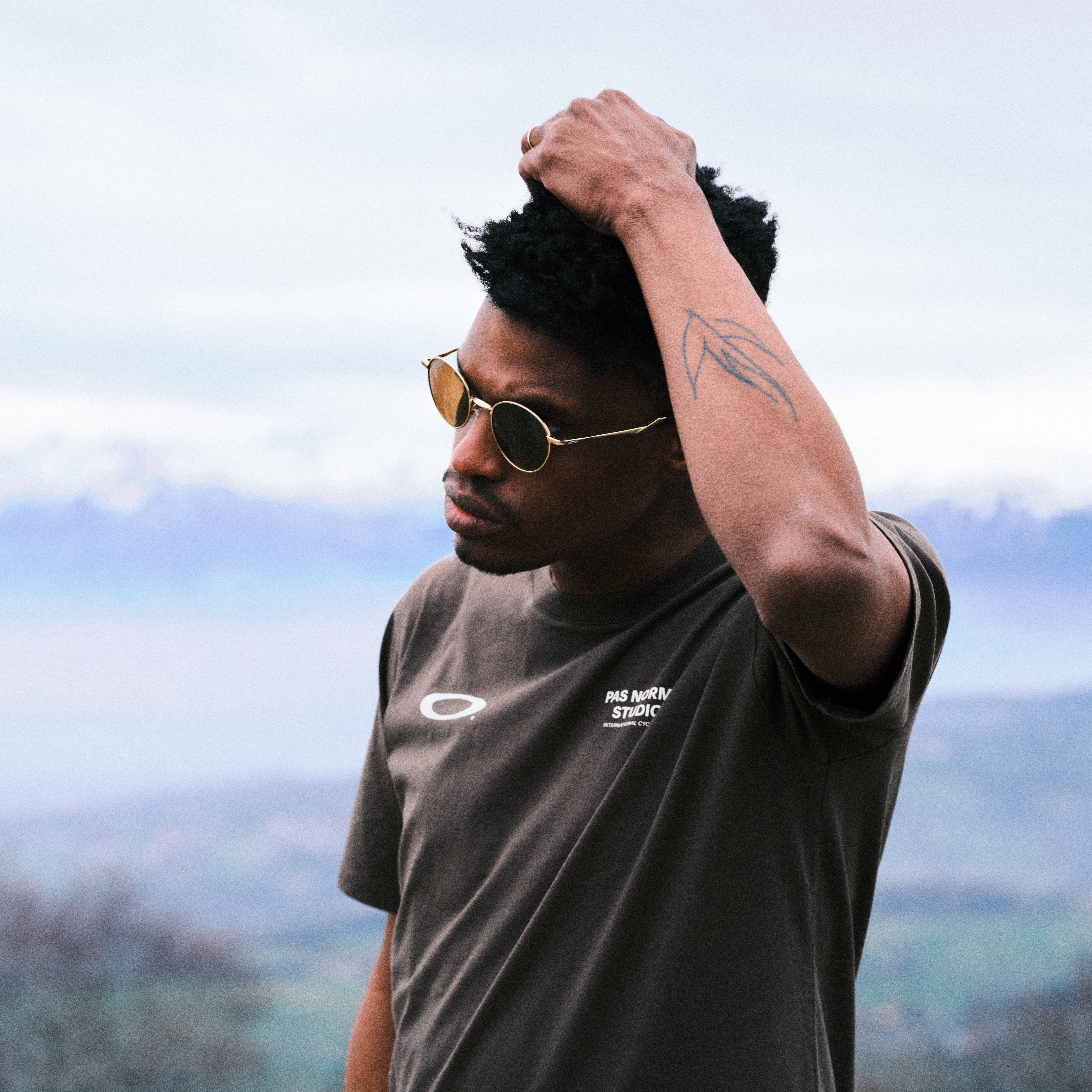 Oakley Pas Normal Studios サングラス PAS NORMAL STUDIOS X OAKLEY LIMITED EDITION COLLABORATION